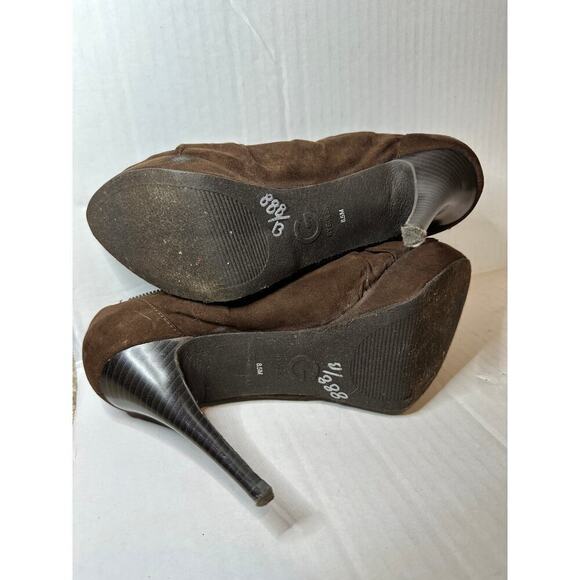Guess Size 8.5 Brown Peep Toe Full Zip Stiletto High Suede HeelsParty - Picture 7 of 11